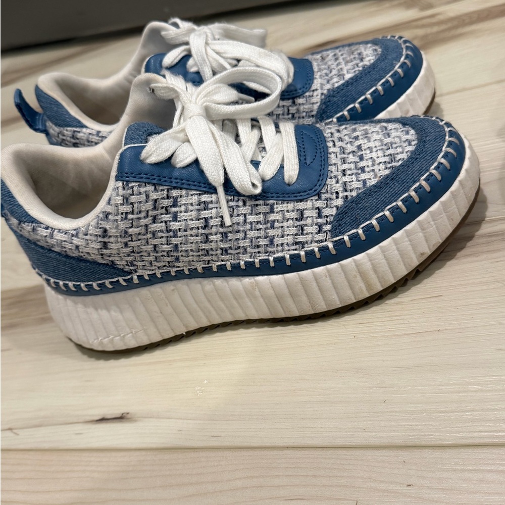 Universal Thread Blue and White Kids Sneakers